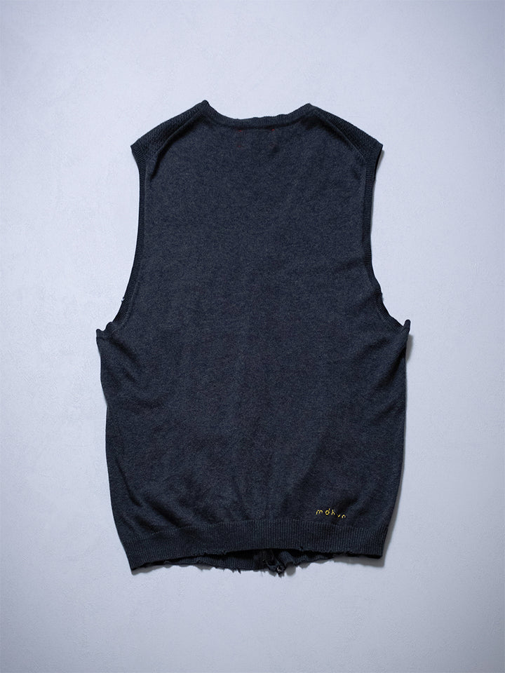CRUNCH Pin Zip-up Vest