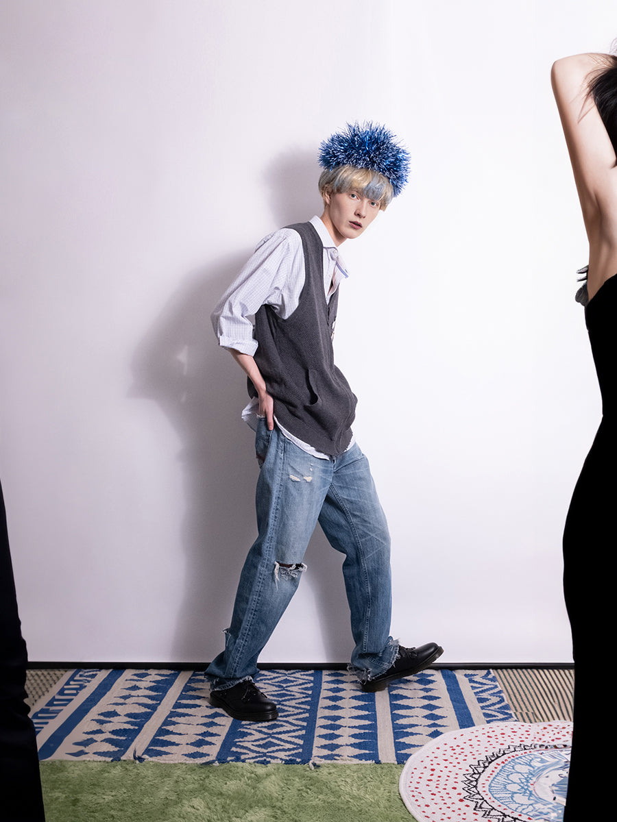 CRUNCH Pin Zip-up Vest